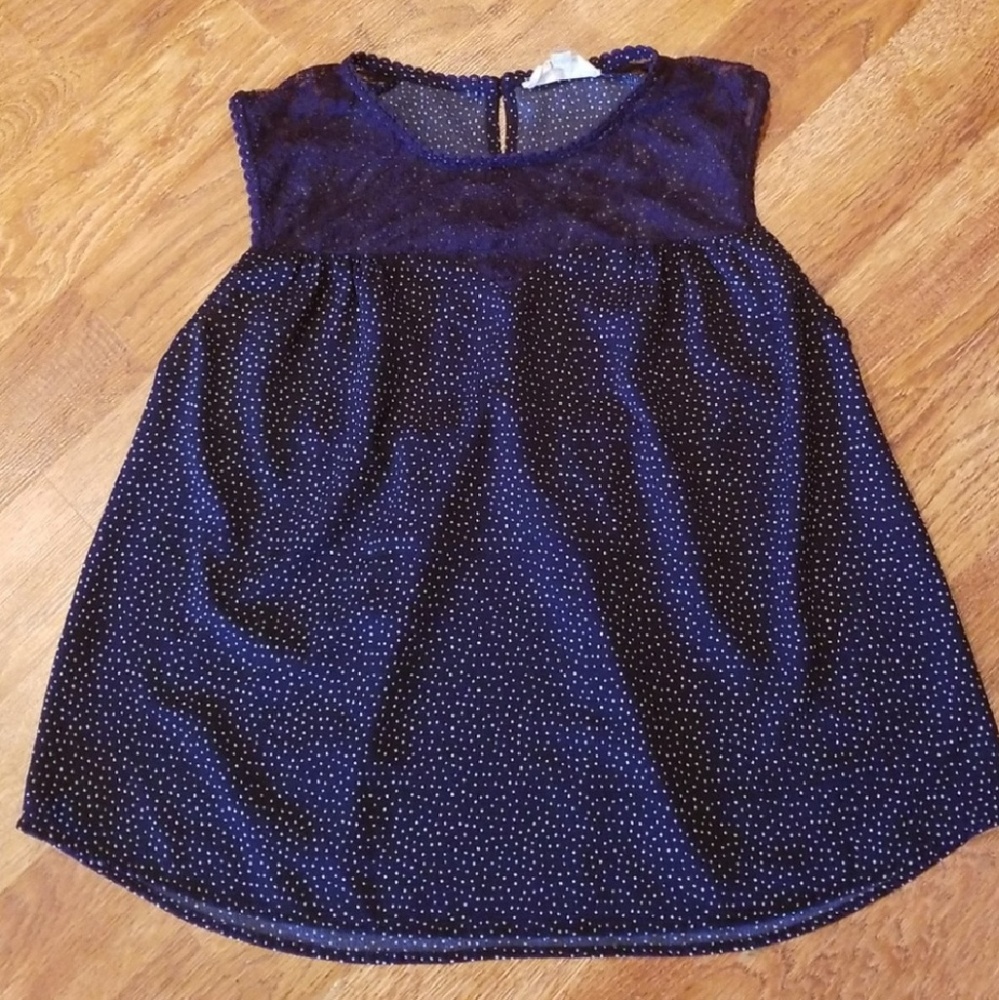 Sweet Wanderer. Super cute top for all seasons!